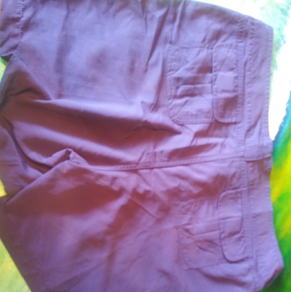 Shorts - Picture 2 of 5